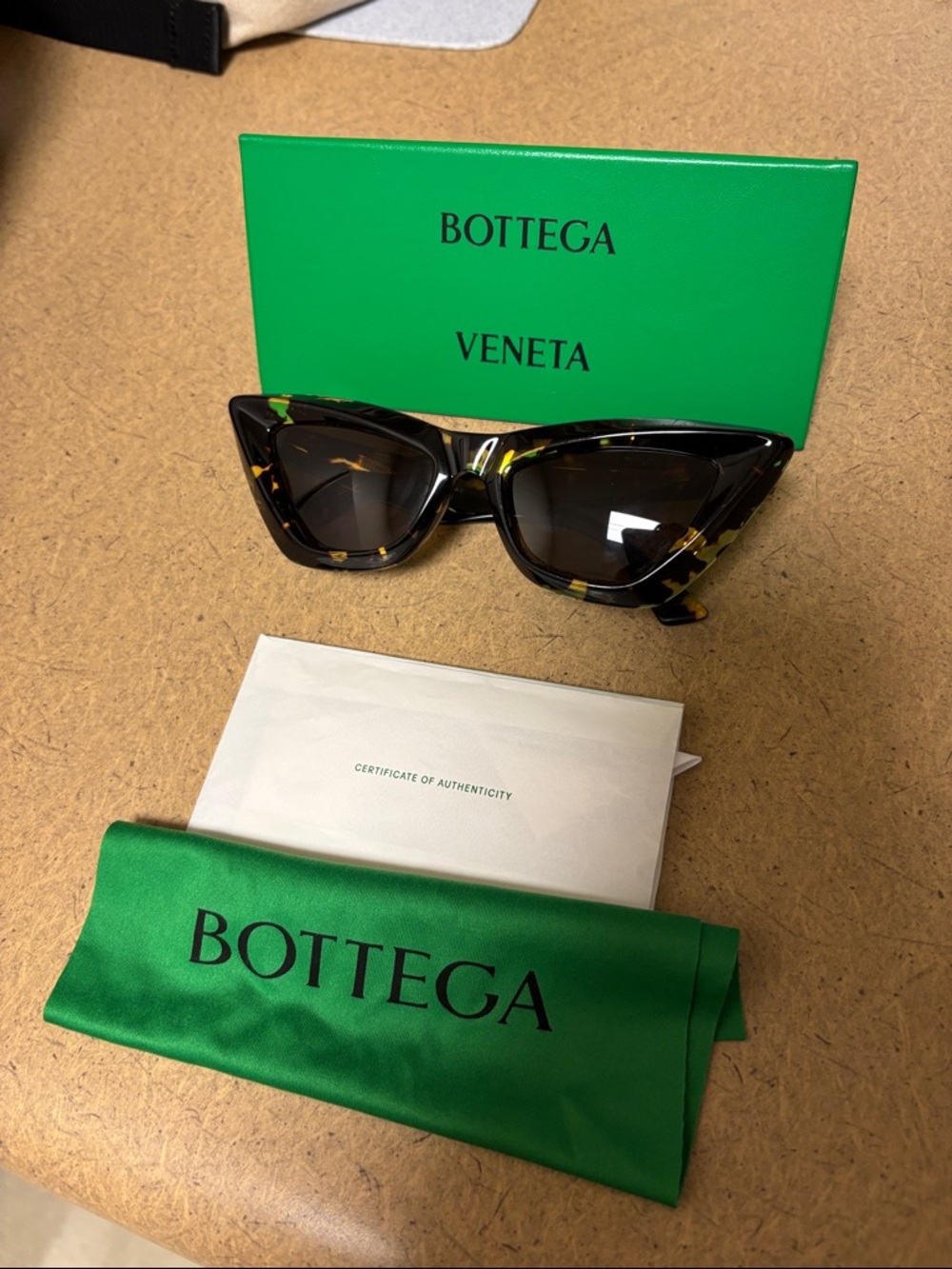 Bottega Venata Cat Eye Sunglasses 53 Havana